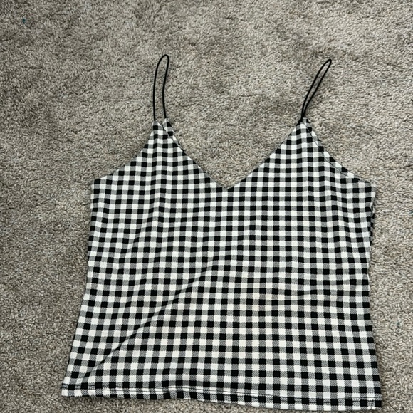 Crop top - Picture 1 of 2